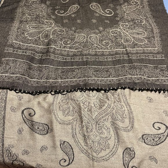 Pashmina wrap/scarf - Picture 3 of 4